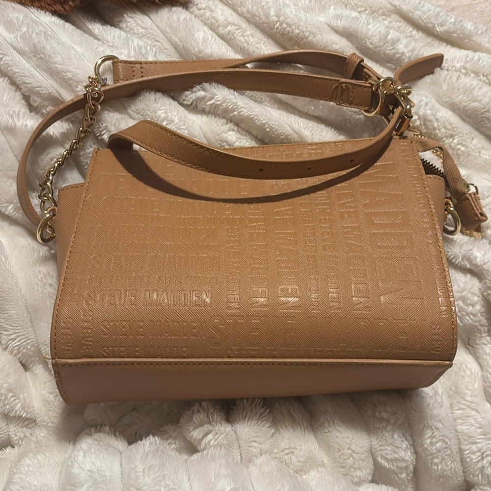 Beige/tan Steve Madden crossbody women’s bag